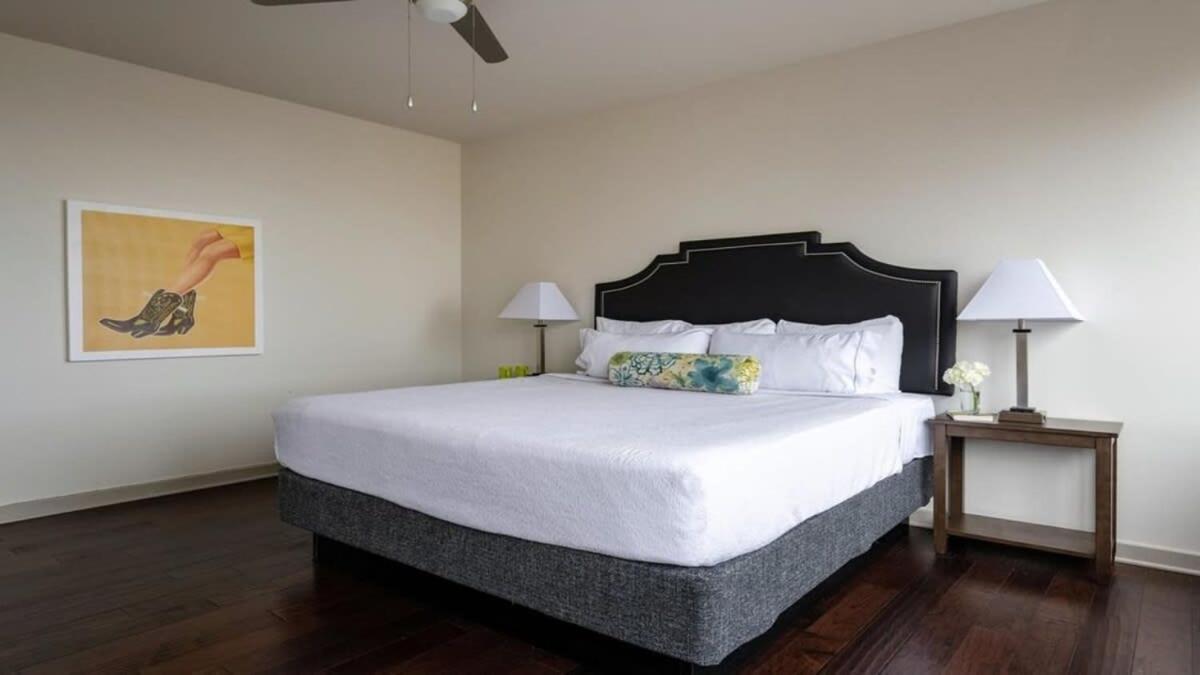 22Nd Fl Bold Cozysuites With Pool, Gym Dallas Exterior photo